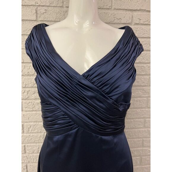 Calvin Klein Women Navy Crisscross Pleated V Neck Semi-Formal Dress Size 8 - Picture 5 of 11